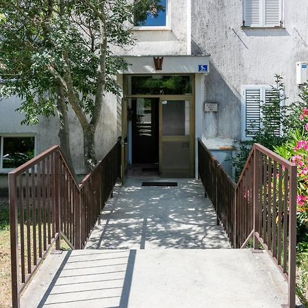 Apartment Pek Цриквениця Екстер'єр фото