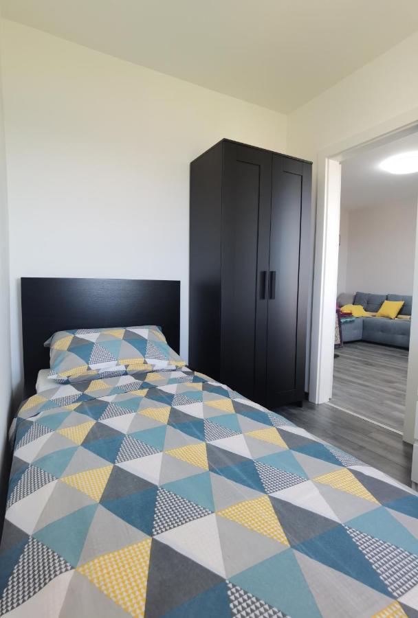 Apartment Pek Цриквениця Екстер'єр фото