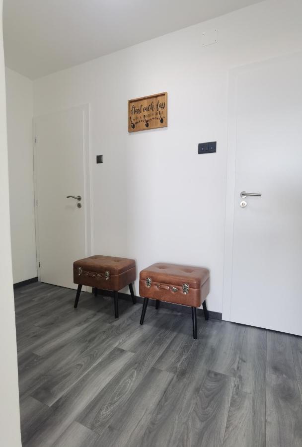 Apartment Pek Цриквениця Екстер'єр фото