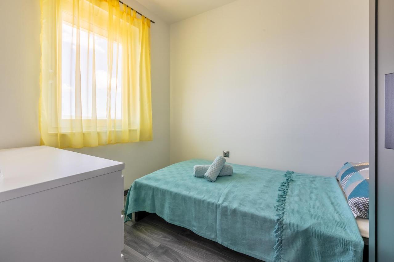 Apartment Pek Цриквениця Екстер'єр фото
